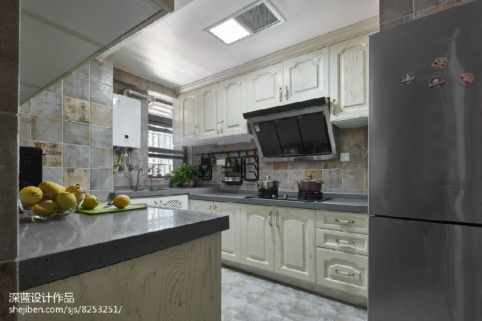 厨房墙面如何装修更能节省有效的空间。-家装保姆-罗小红成都家装设计